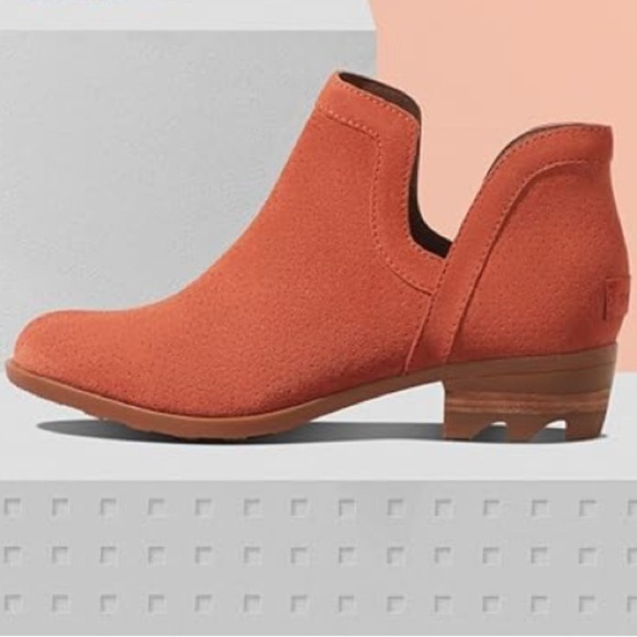 Sorel Lolla Suede Cut Out Booties Size 9.5 - Picture 1 of 10